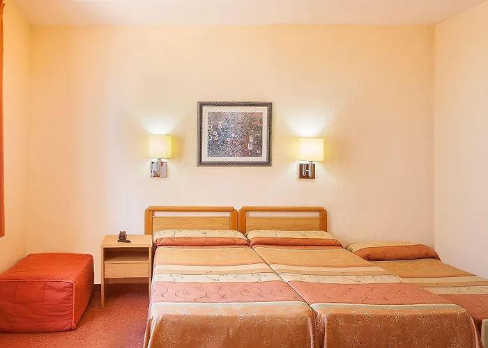 Отель Gastrohotel Boutique Rh Canfali 4*