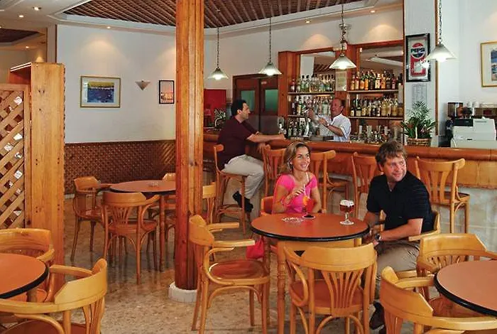 Hotel Gastrohotel Boutique Rh Canfali 4*