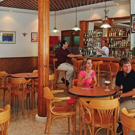 Hotel Gastrohotel Boutique Rh Canfali 4*